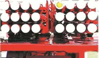 遠程控制滅火導(dǎo)彈發(fā)射車裝配的滅火彈